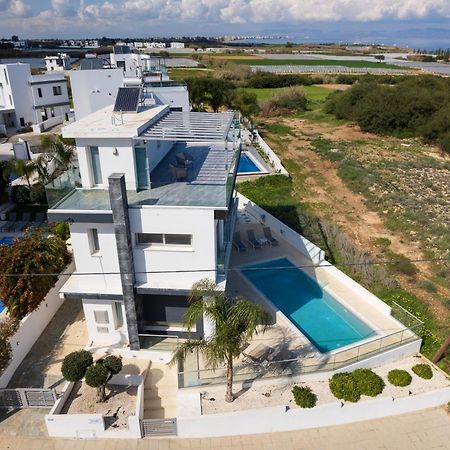 Seaside Luxury Villa Paralímni Kültér fotó