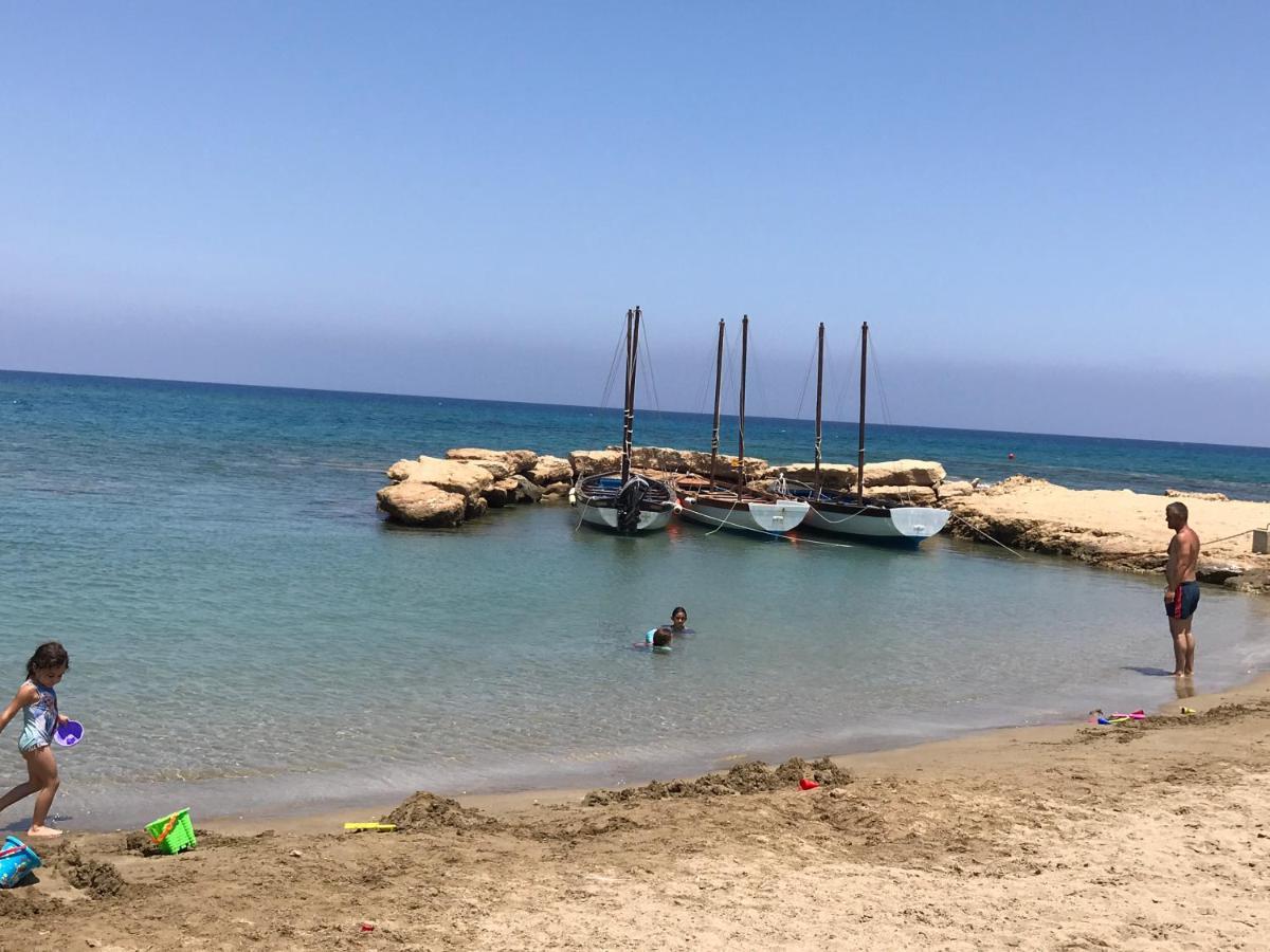 Seaside Luxury Villa Paralímni Kültér fotó