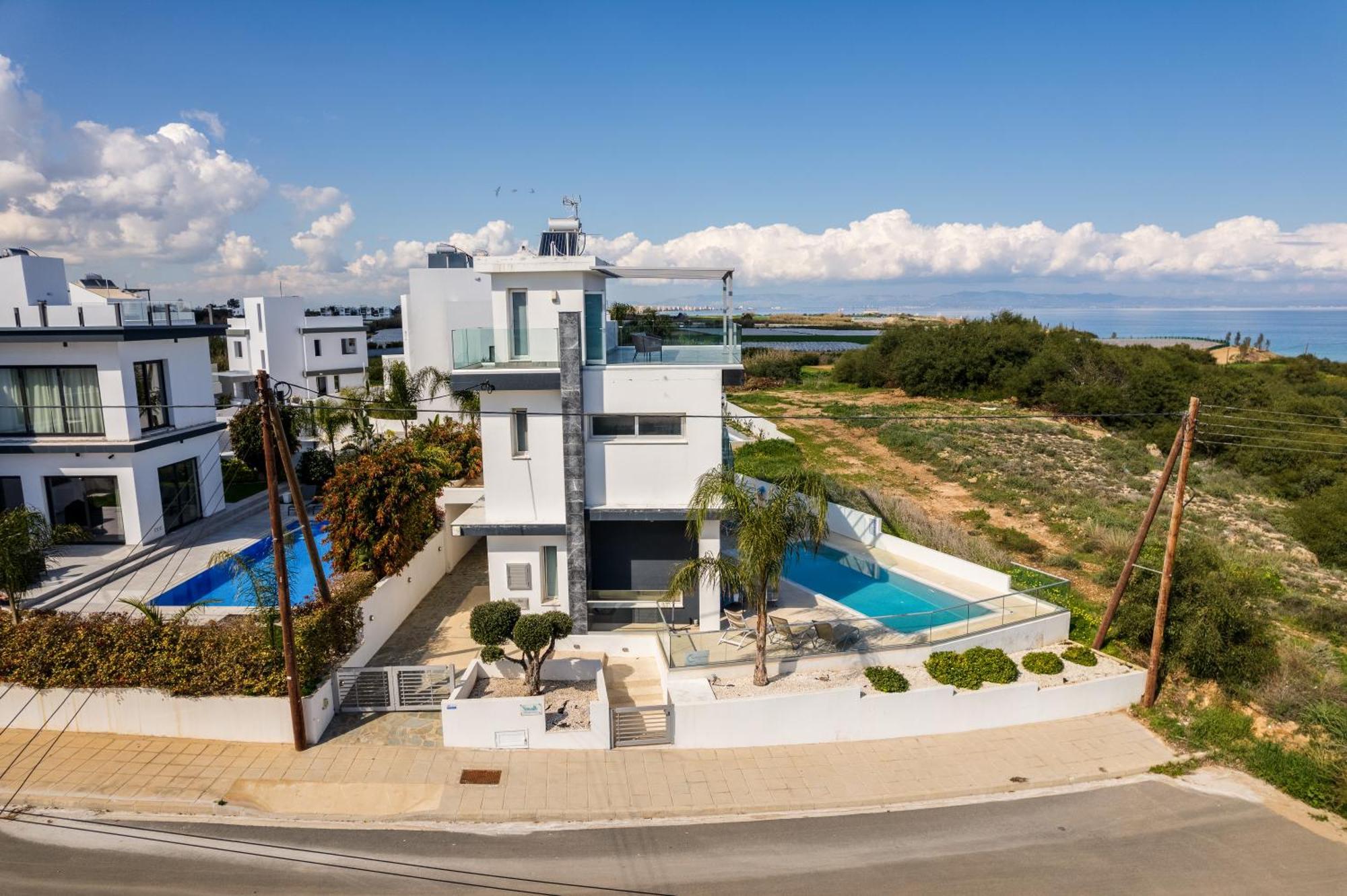 Seaside Luxury Villa Paralímni Kültér fotó