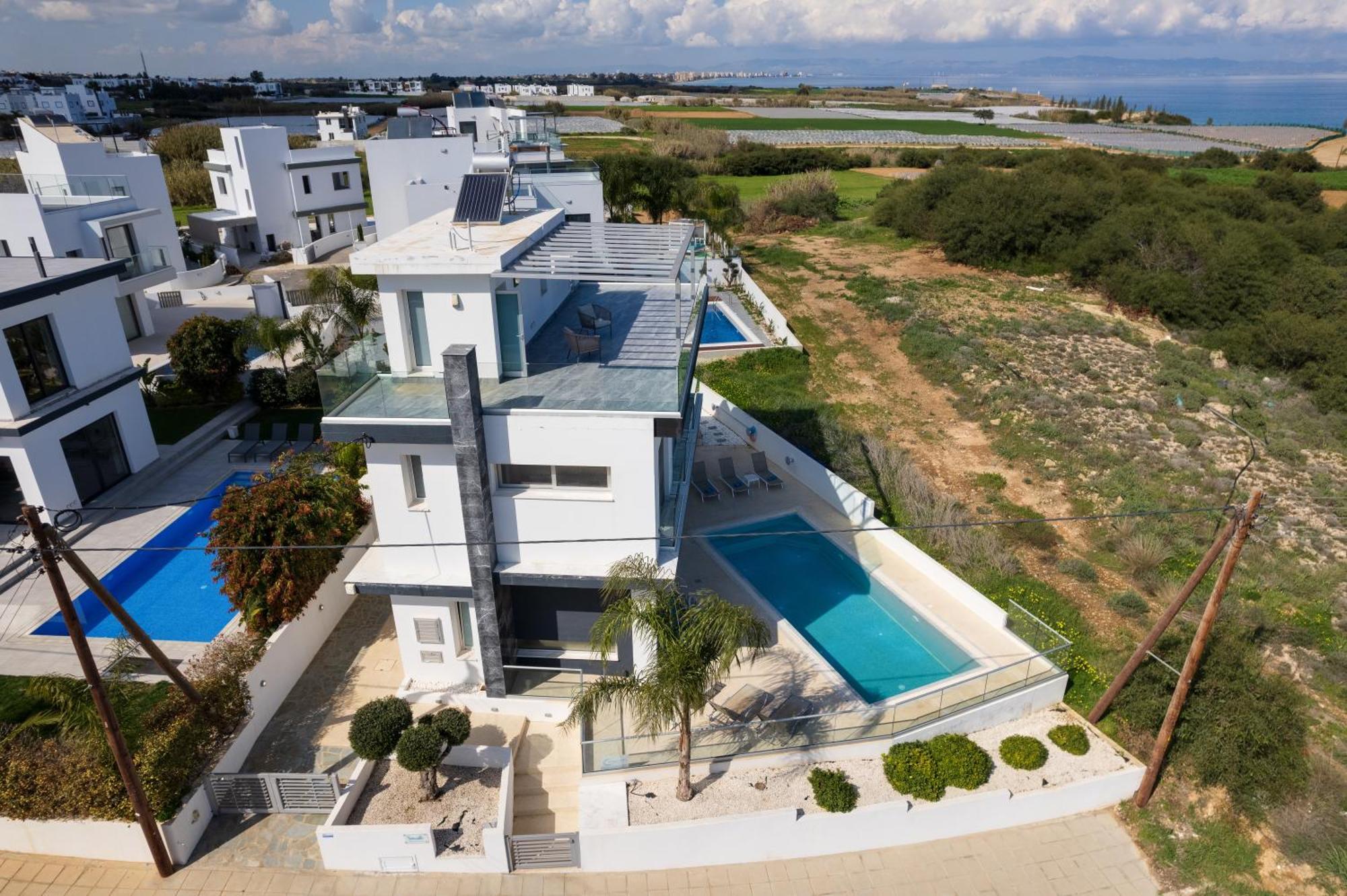 Seaside Luxury Villa Paralímni Kültér fotó