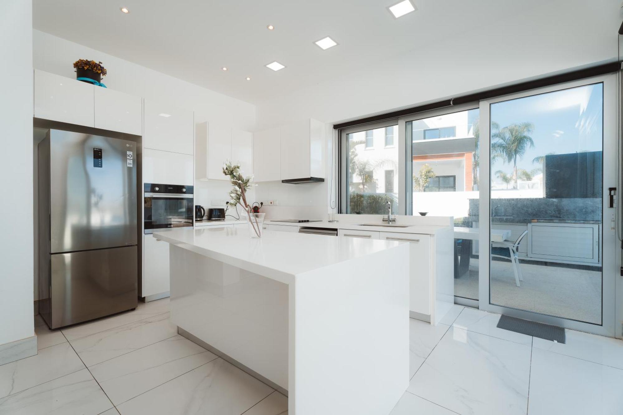 Seaside Luxury Villa Paralímni Kültér fotó
